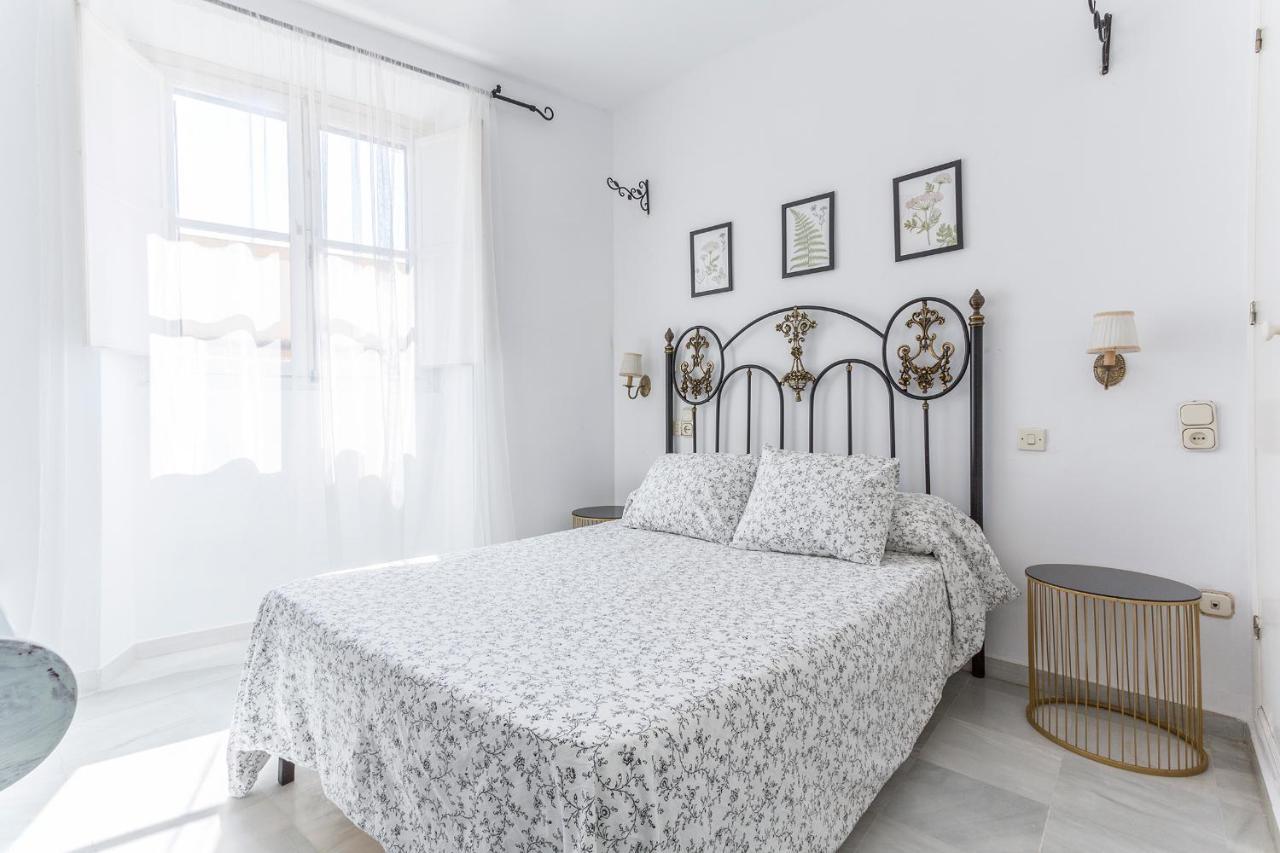 Azvalia - Albareda Apartment เอลปูแอร์โต เด ซานตามาริอา ภายนอก รูปภาพ